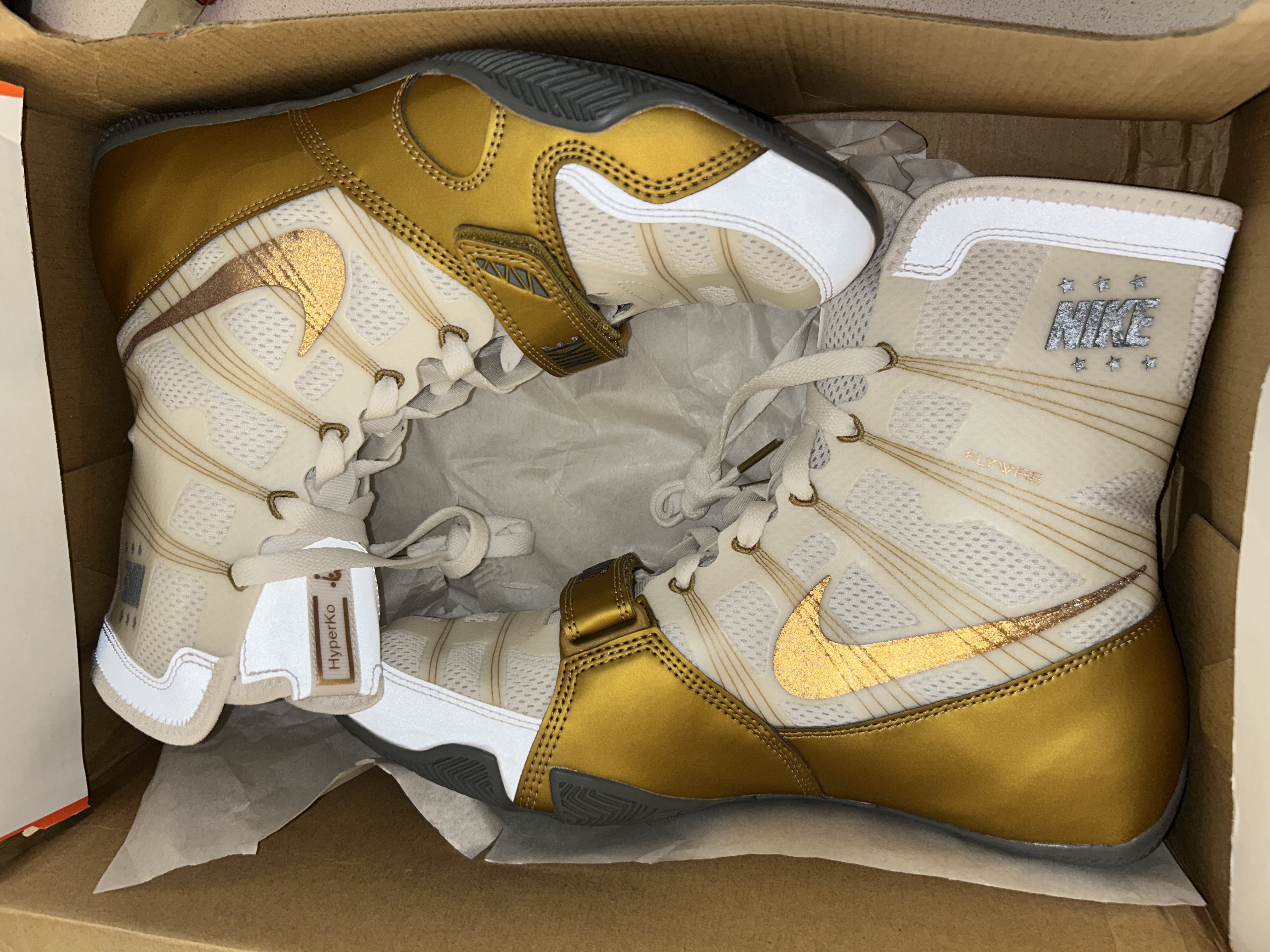 white and gold hyper ko