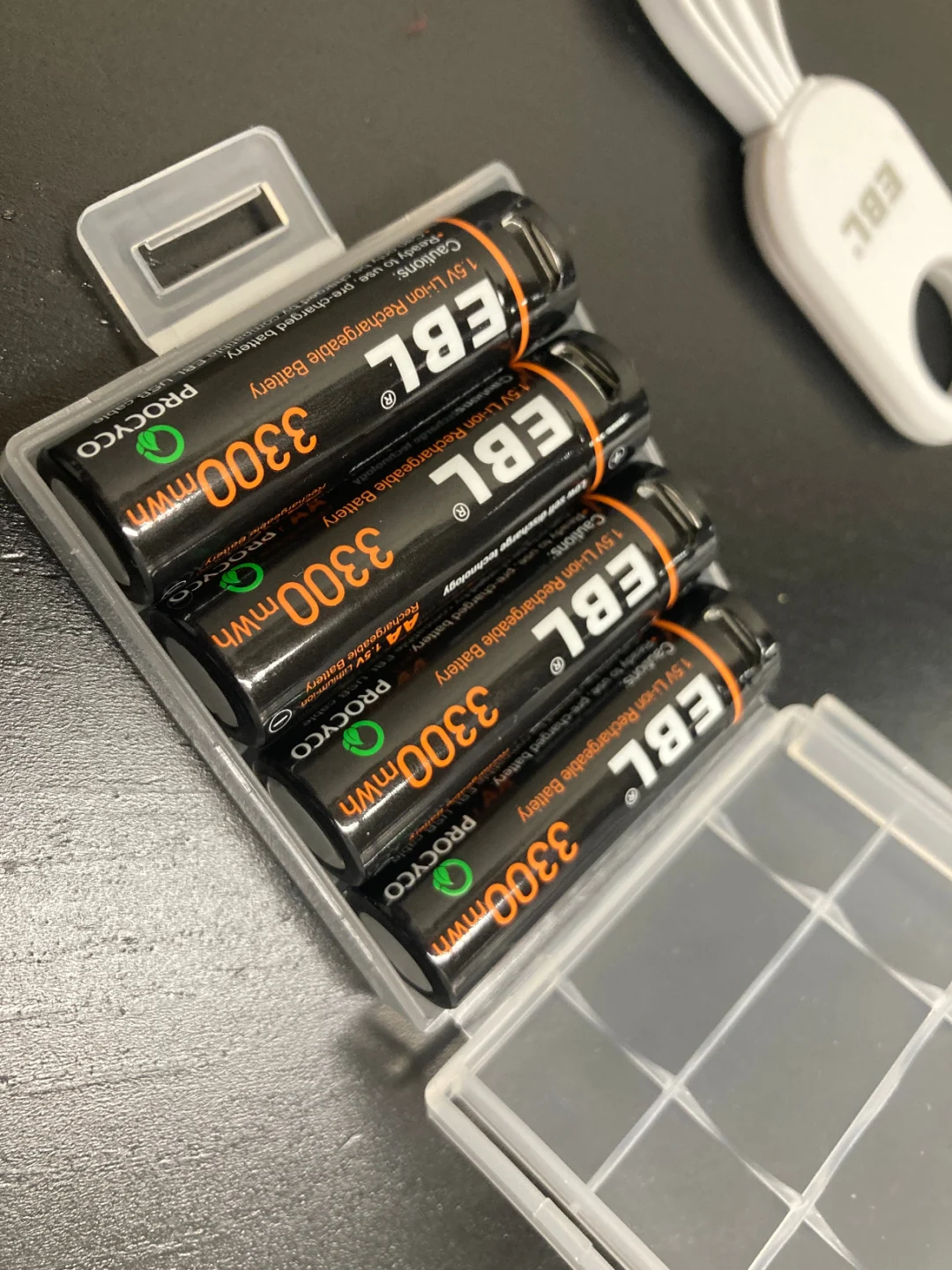 Lot de 4 Piles Rechargeables EBL via USB - AA, 1,5V, 3300 mWh (Vendeur  Tiers) –