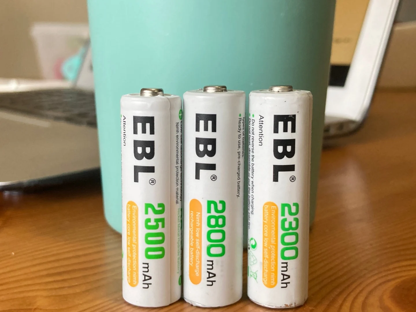 Piles AA rechargeables. 2300mAh 1.2V NiMH