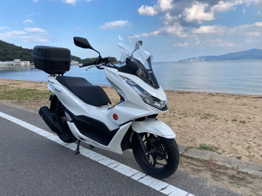 GIVI D1190ST ウインドスクリーン クリア/HONDA PCX 160 KF47 GIVI D1190ST ウインドスクリーン クリア/HONDA PCX 160 KF47