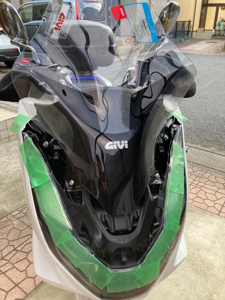 GIVI D1190ST ウインドスクリーン クリア/HONDA PCX 160 KF47 GIVI D1190ST ウインドスクリーン クリア/HONDA PCX 160 KF47