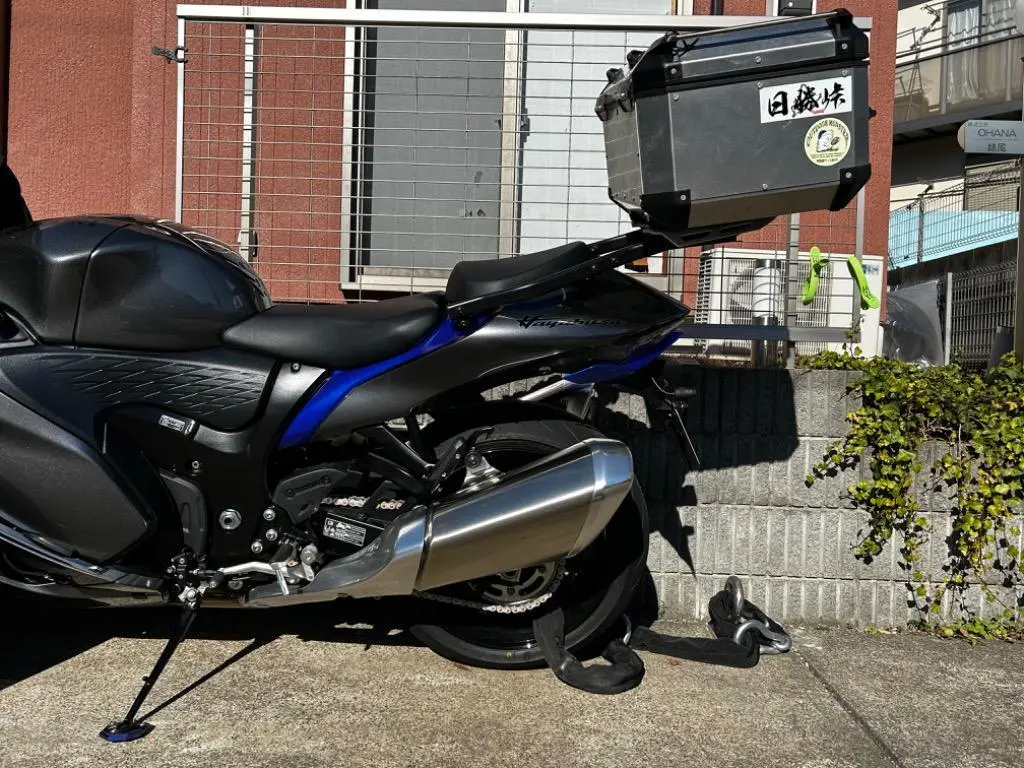 GIVI 3120FZ リアキャリア モノラック MONORACK／SUZUKI GSX 1300R 隼 ハヤブサ専用 — GIVI専門ショップ  GUUBEAT-MOTO