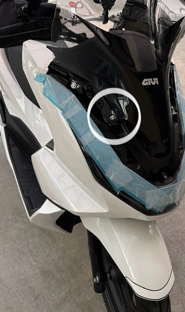 GIVI D1190ST ウインドスクリーン クリア/HONDA PCX 160 KF47 GIVI D1190ST ウインドスクリーン クリア/HONDA PCX 160 KF47