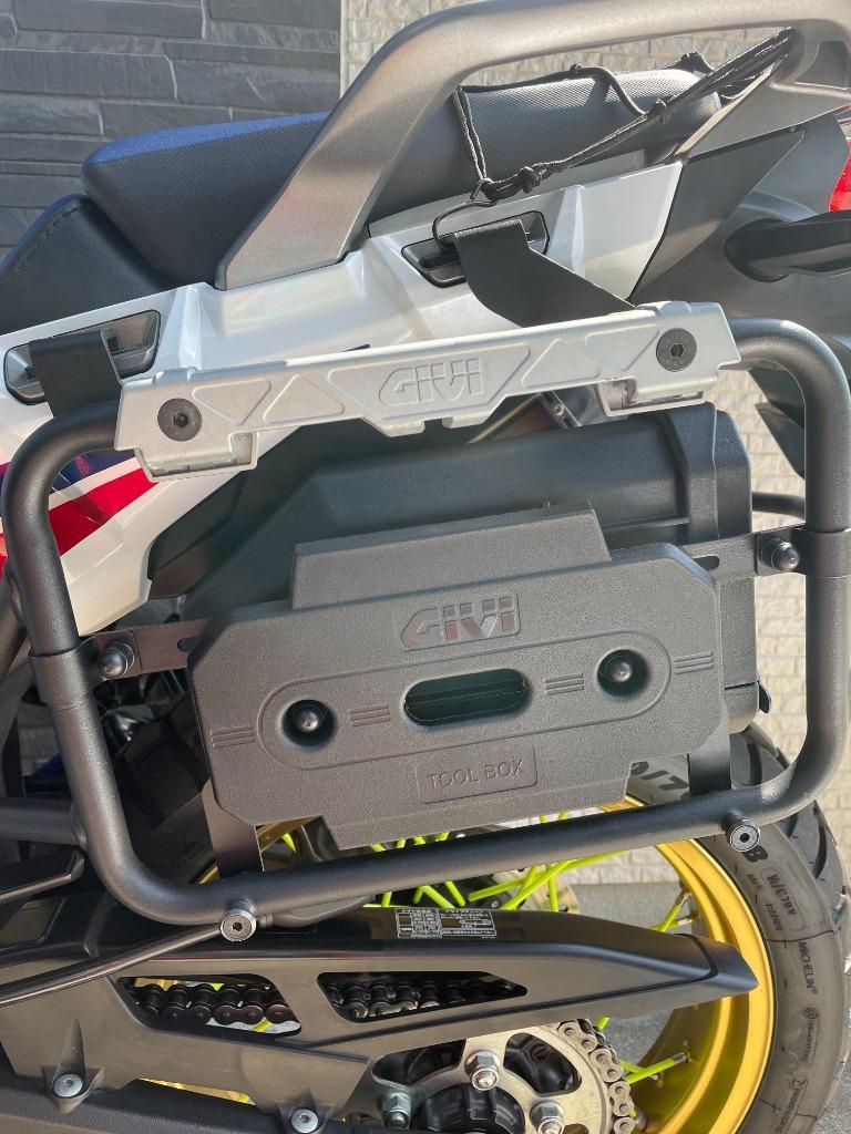 GIVI S250 TOOL BOX cr125専用マルチTOOLBOXステー Givi S250 Tool Box | FortNine Canada