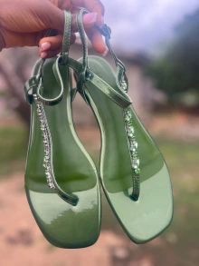 AKUA (Olive Green)