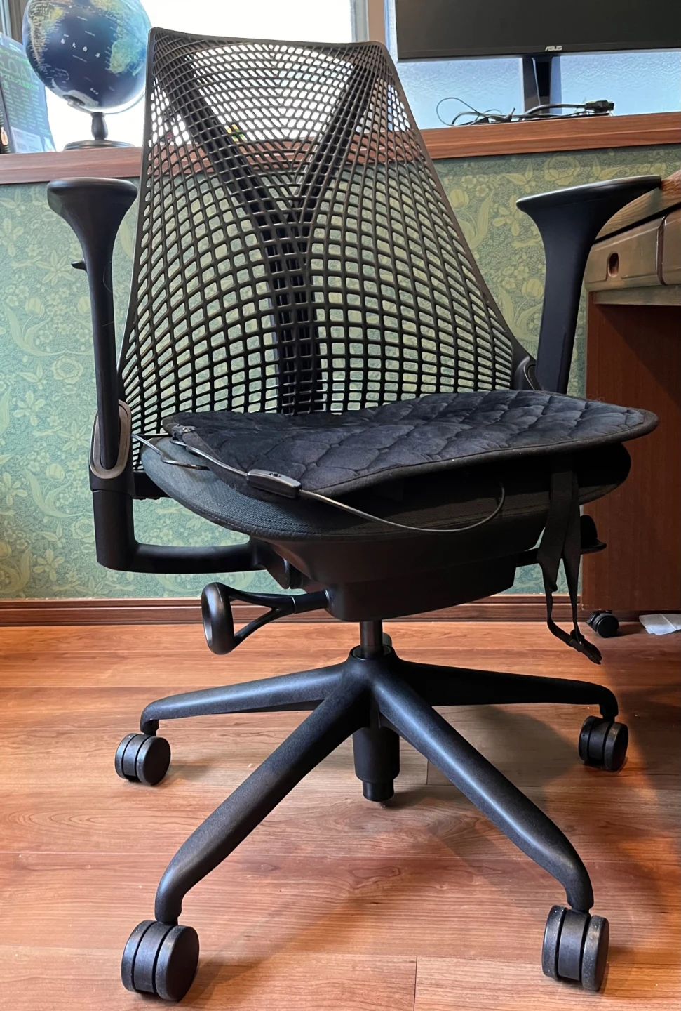 アウトレット_2024年製】ハーマンミラー SAYL Chair(セイルチェア
