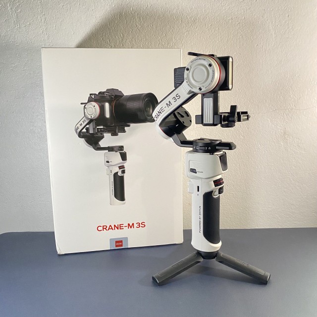 Crane M3S 3-Axis Camera Gimbal | Camera stabilizer | ZHIYUN Store