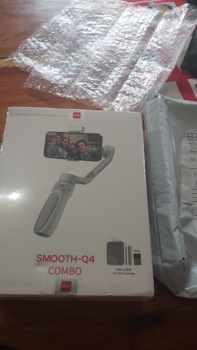 Smooth Q4 | Phone Gimbal | ZHIYUN Store