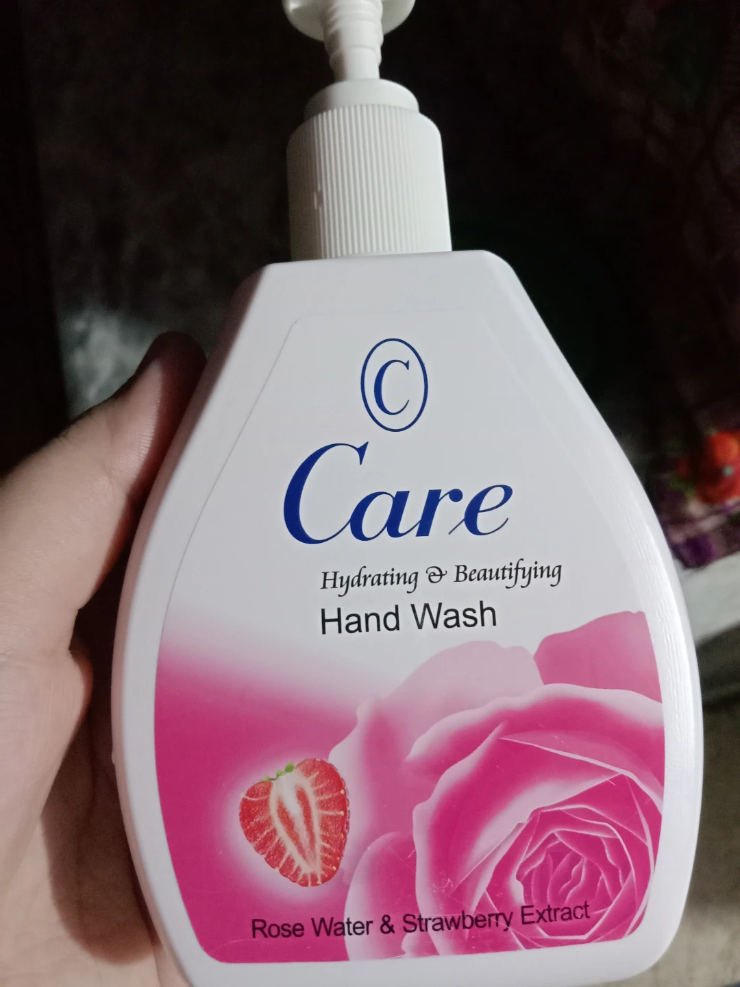 Softening & Moisturizing Hand wash – Care Cosmetics Pakistan