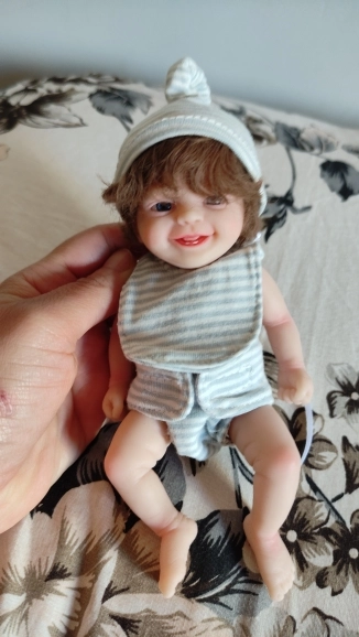 Boneca Lia ou Isaac (Silicone Sólido)