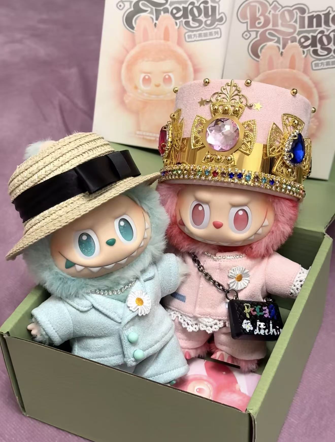 Mega Royal Molly Velvet Flowers 400% – Sydney Labubu