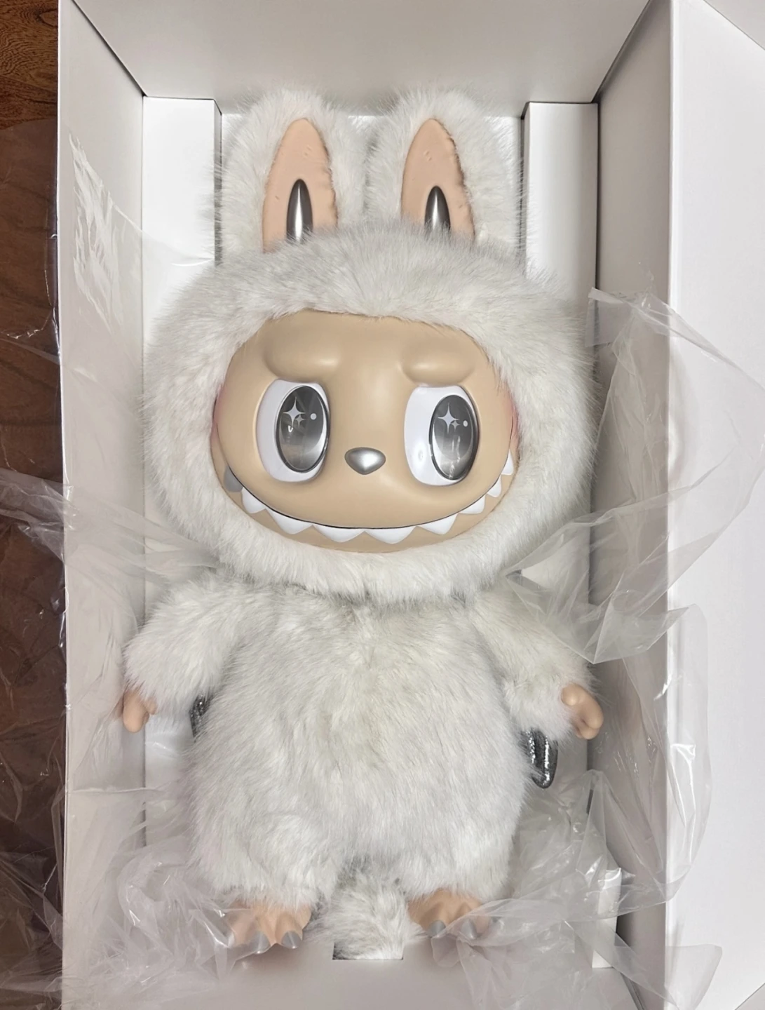 Labubu THE MONSTERS - ANGEL IN CLOUDS Vinyl Face Doll (58cm