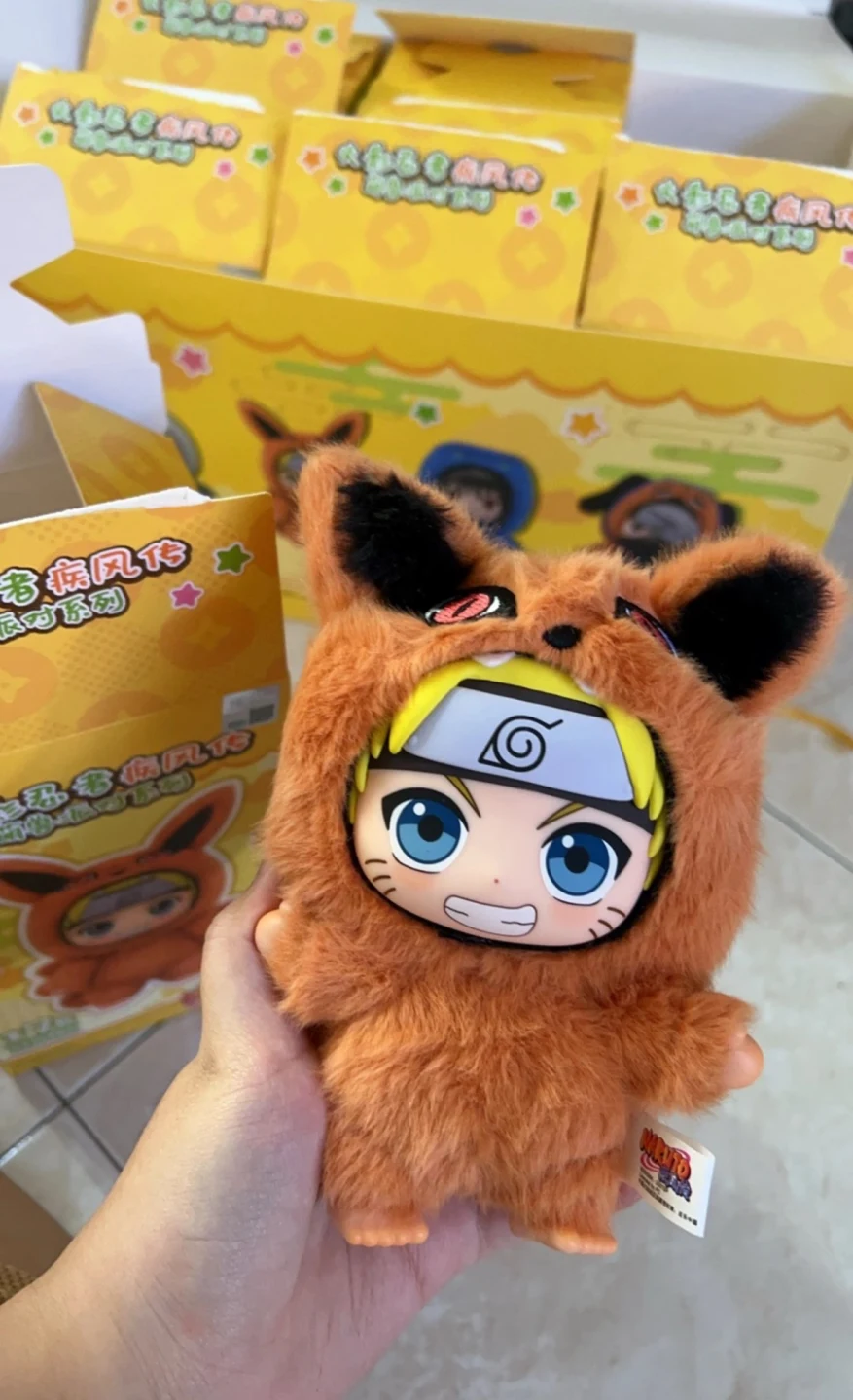 LABUBU HIDE AND SEEK IN SINGAPORE SERIES-Vinyl Plush Doll