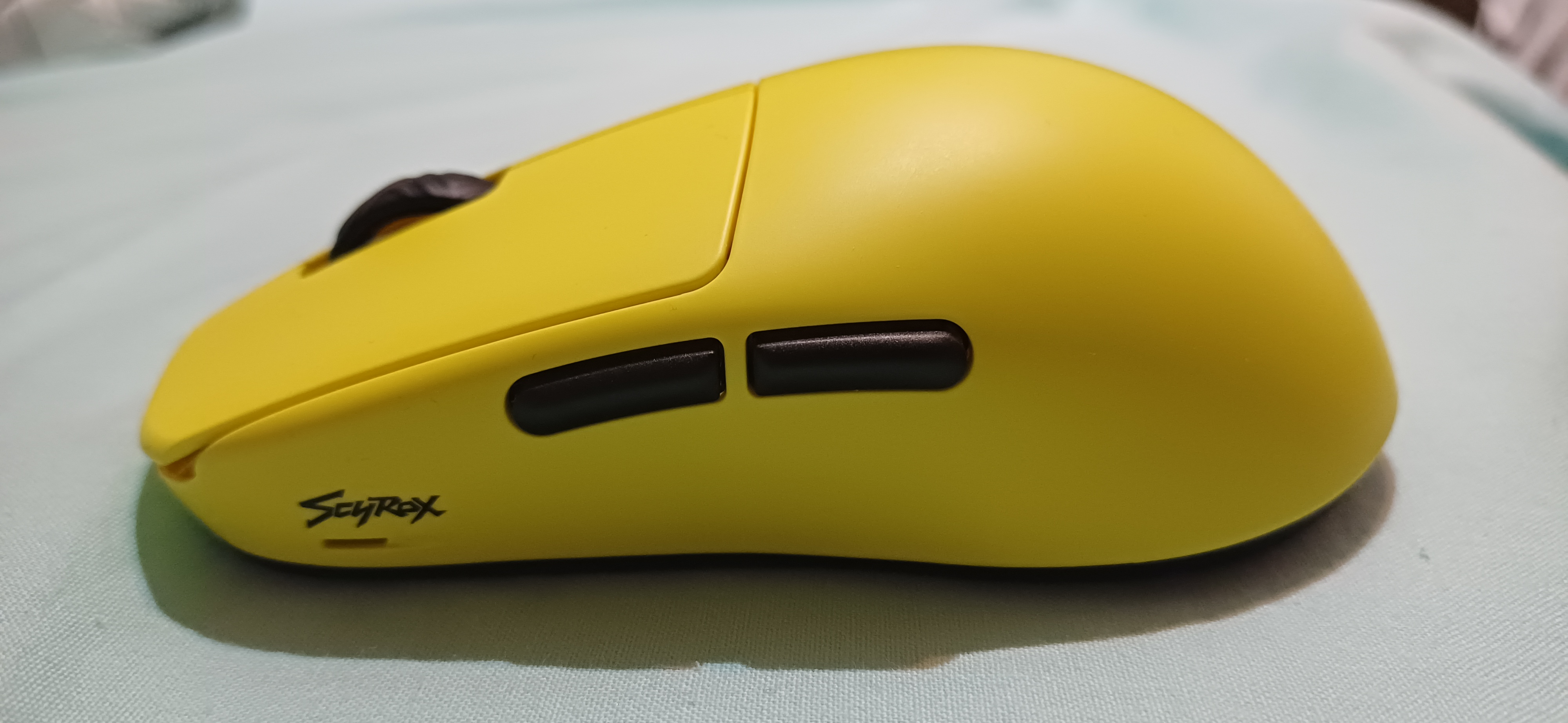 Scyrox V8 Scyrox V8
