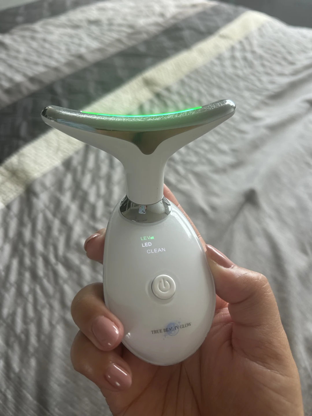 TRUE BEAUTY GLOW DEVICE | The Official Store TRUE BEAUTY GLOW DEVICE | The Official Store
