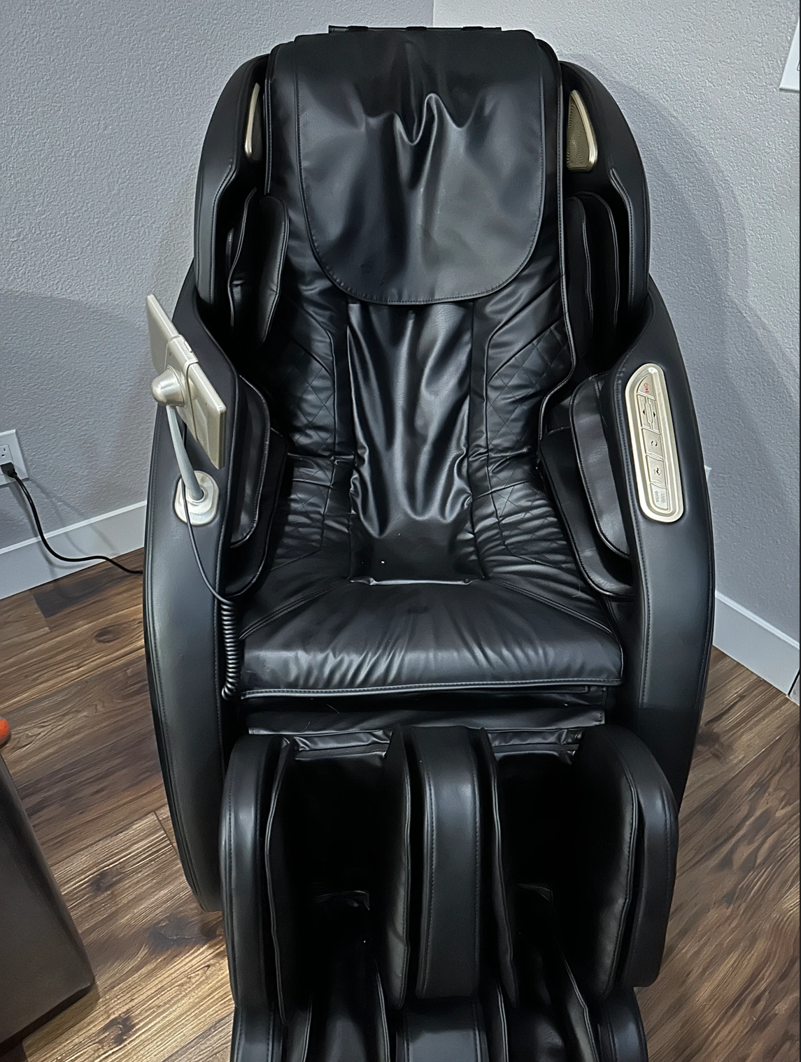 Discover the Ultimate 3D APP Massage Chair under 2000 Easpearl