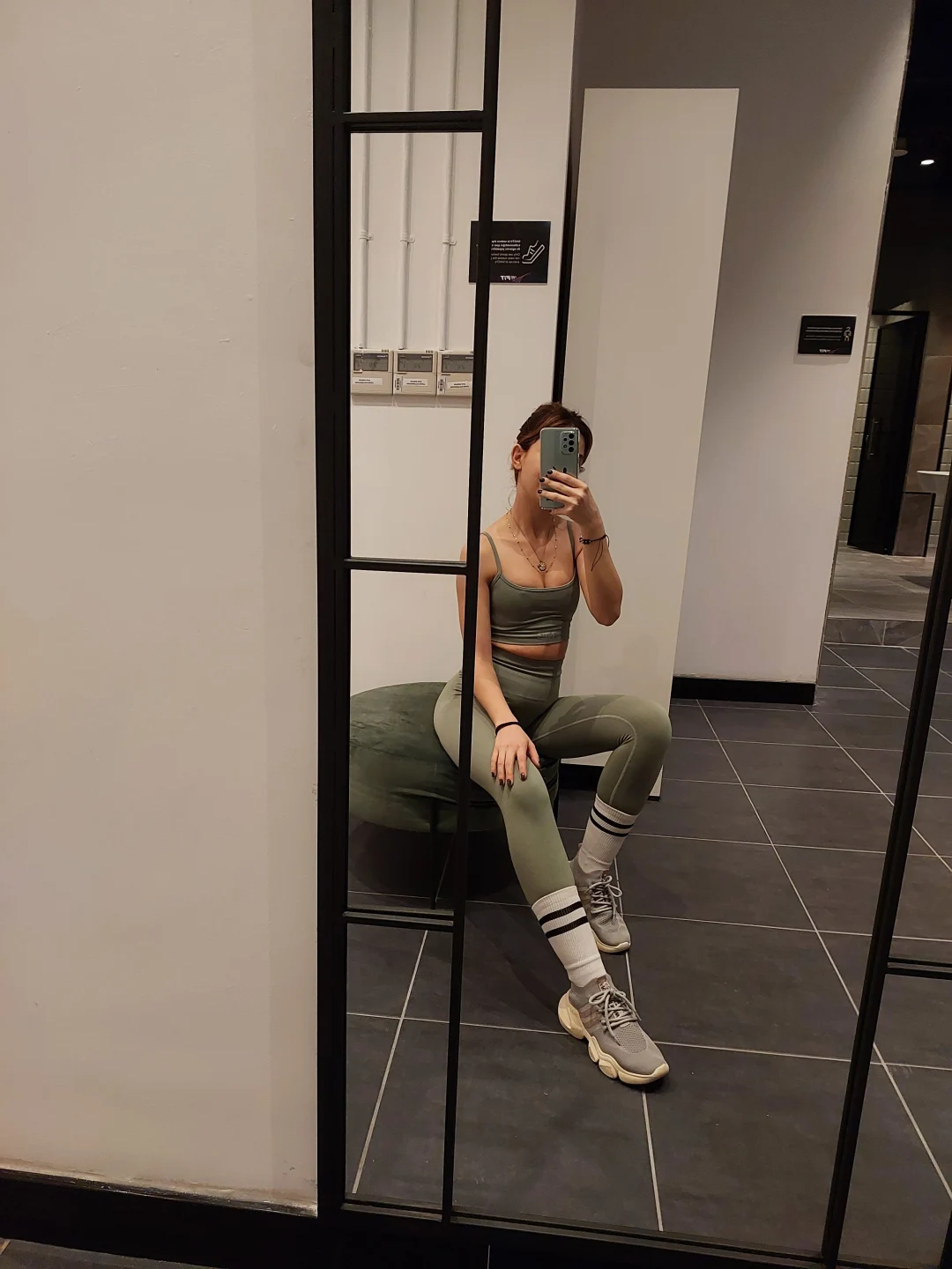 Hammomdagi qaynona porno video