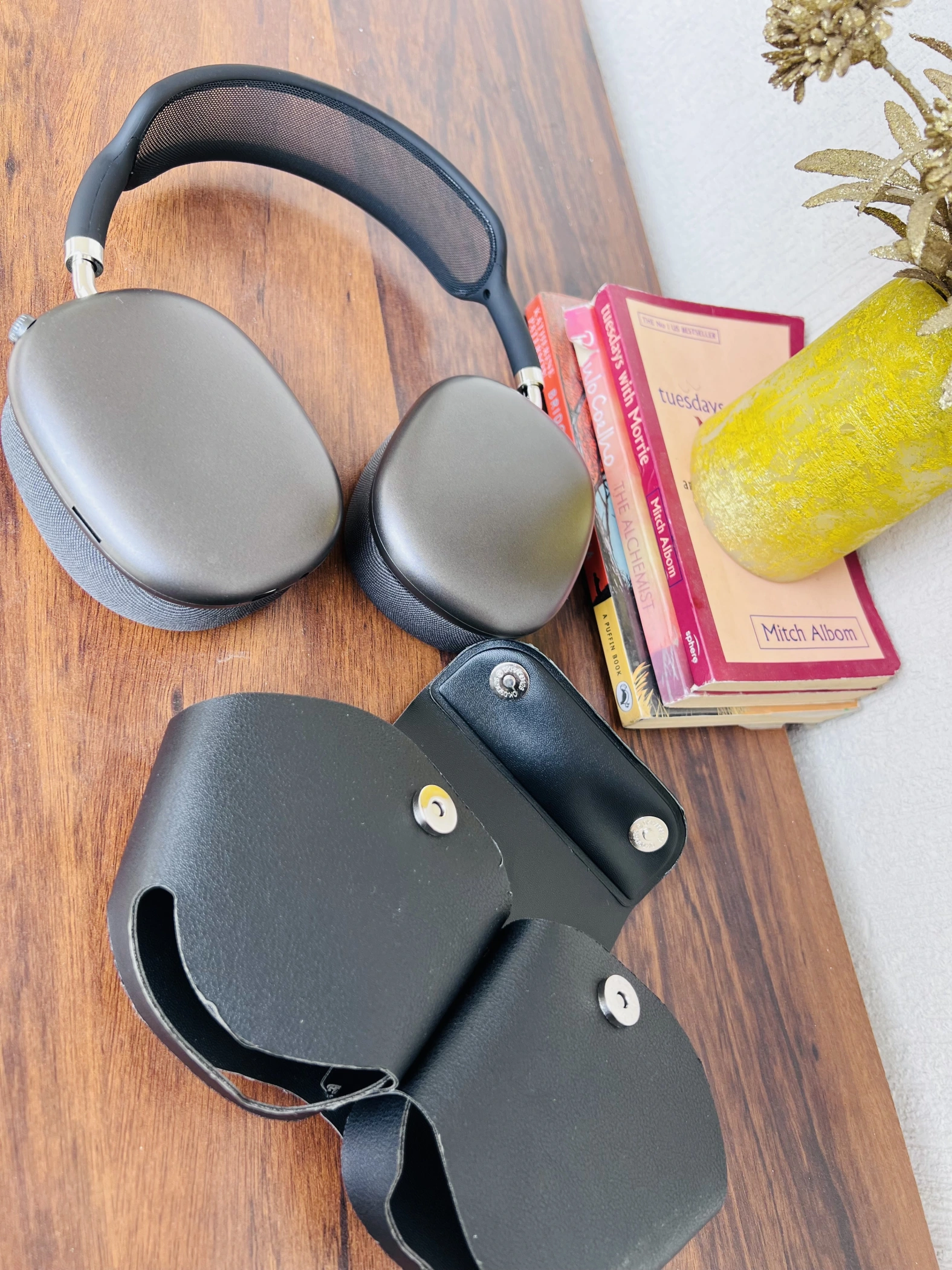 AirPod Max - Elevate Your Sound 🎧 – Crazy Tech Pk AirPod Max - Elevate Your Sound 🎧 – Crazy Tech Pk