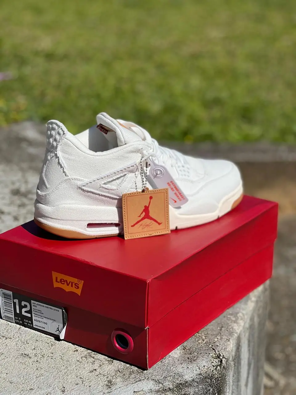 White denim jordan 4 cheap