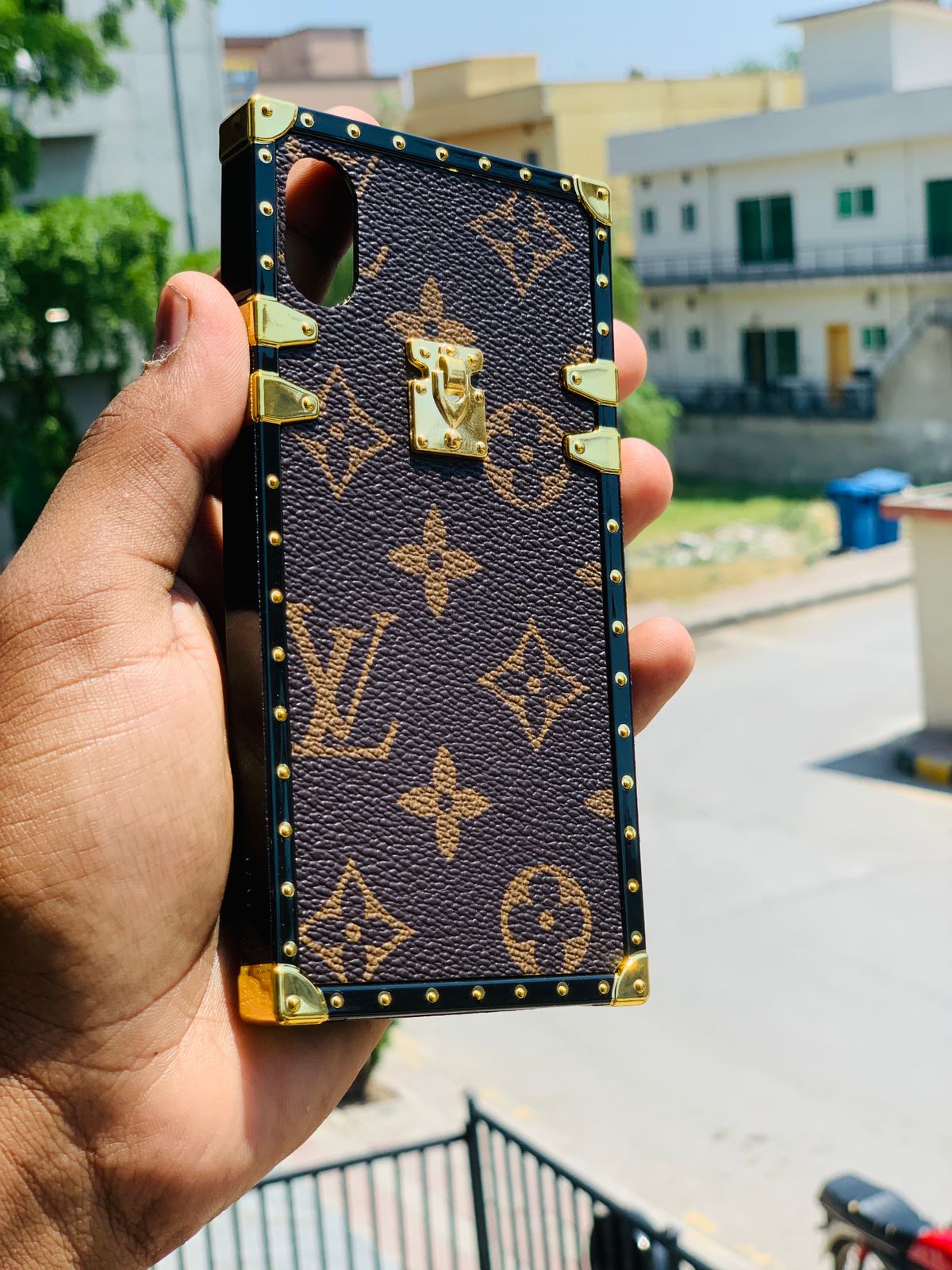Louis Vuitton Phone Case Iphone X Louis Vuitton Phone On