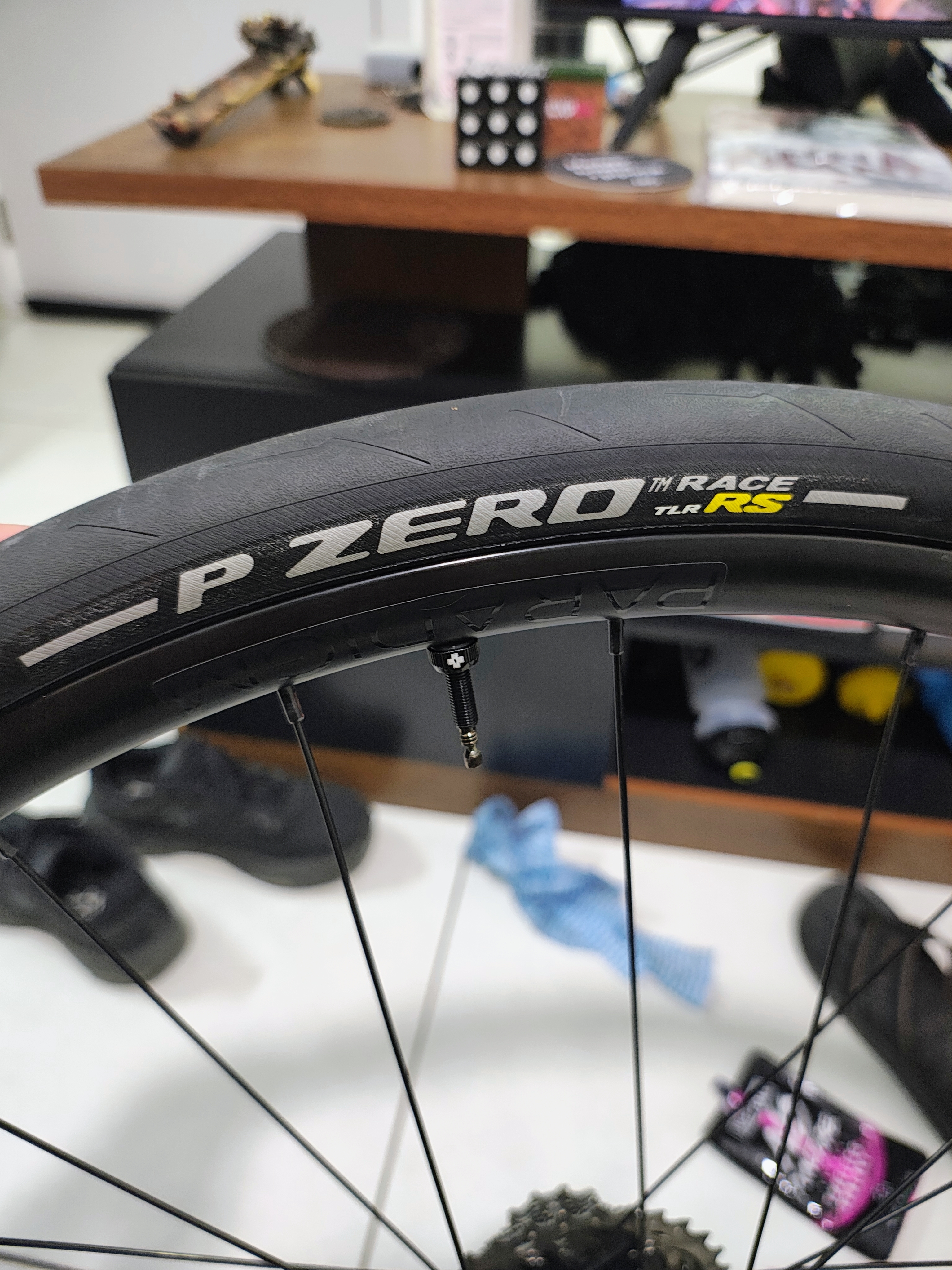 Pneu Pirelli Tubeless P Zero Race Tlr Rs 700x32 – Cyclo Abdias