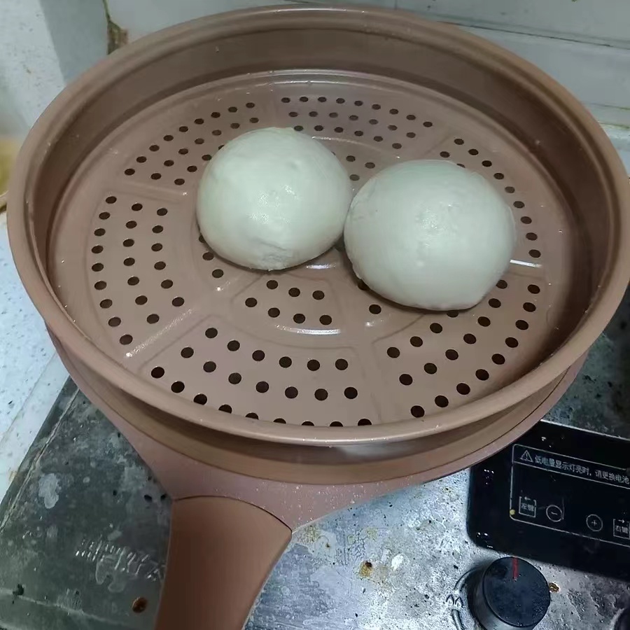 Non-Stick Clay Wok With Steamer Basket