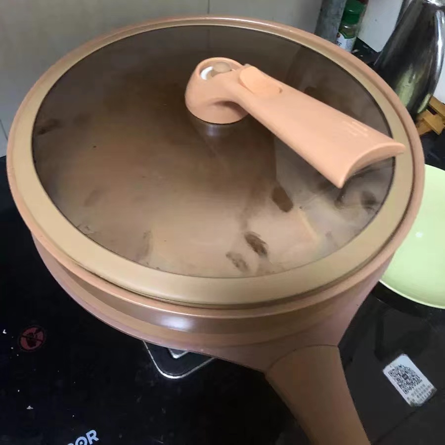 Non-Stick Clay Wok With Steamer Basket