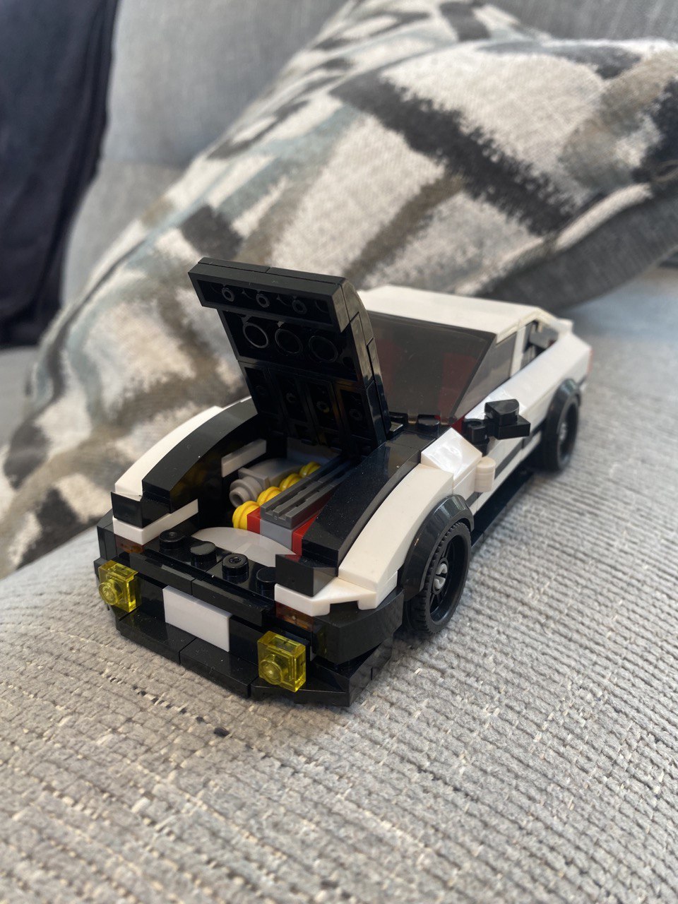 Toyota AE86 - LEGO Compatible Building Blocks | BlueRidge Co. Toyota AE86 - LEGO Compatible Building Blocks | BlueRidge Co.