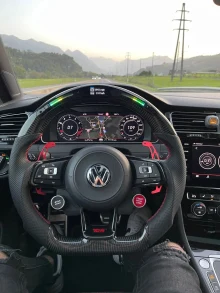 Foto del cliente Marco — Volante In Carbonio Golf (7/7.5) Scirocco, Polo (2014-2017)