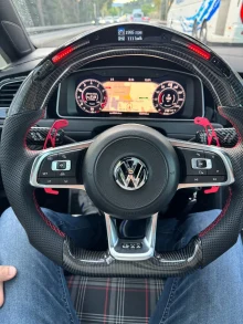 Foto del cliente Leonardo — Volante In Carbonio Golf (7/7.5) Scirocco, Polo (2014-2017)