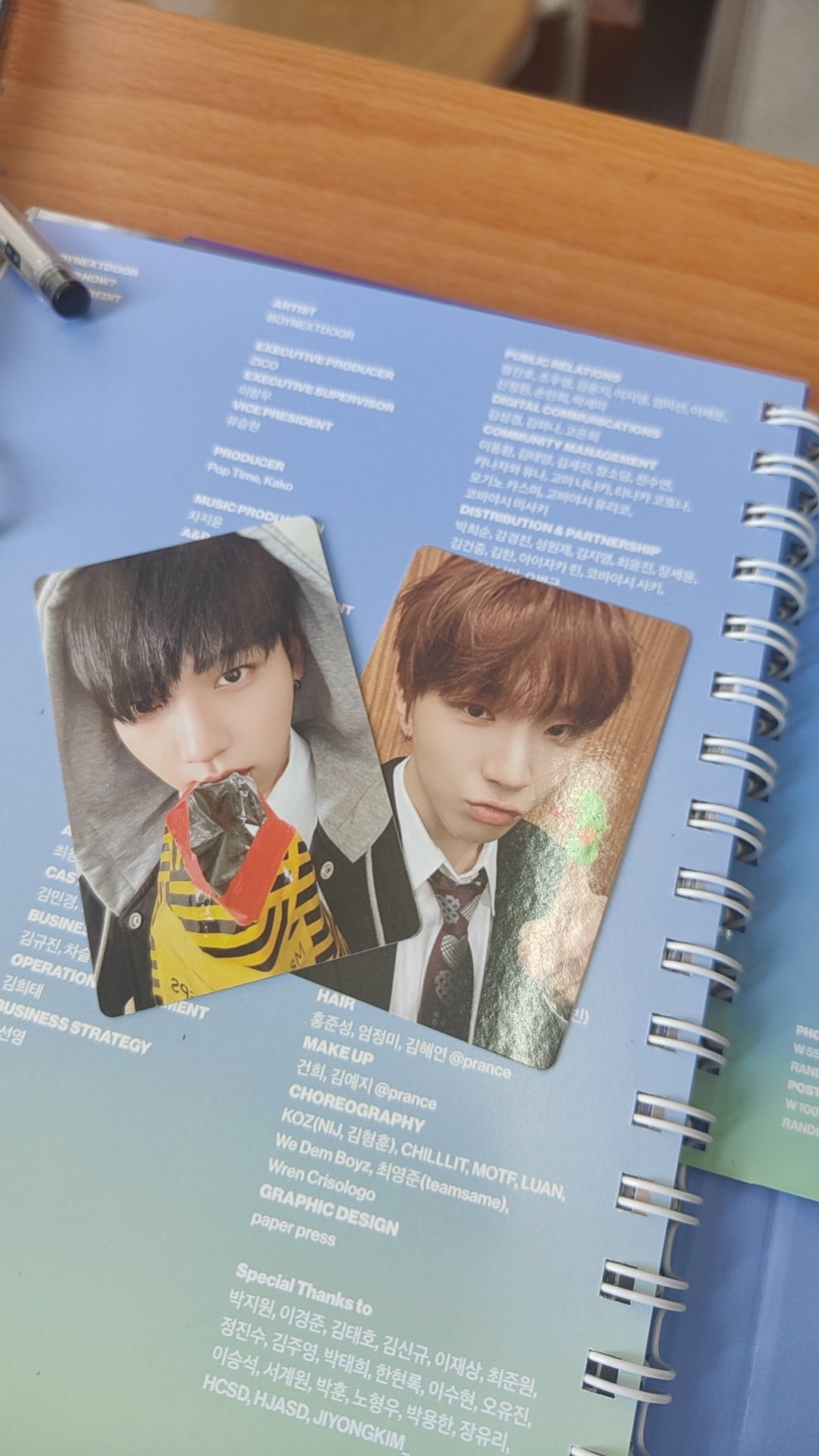 BOYNEXTDOOR HOW イハン BOYNEXTDOOR HOW? 2nd EP Album STICKER Ver/CD+Book+2 Card+Door