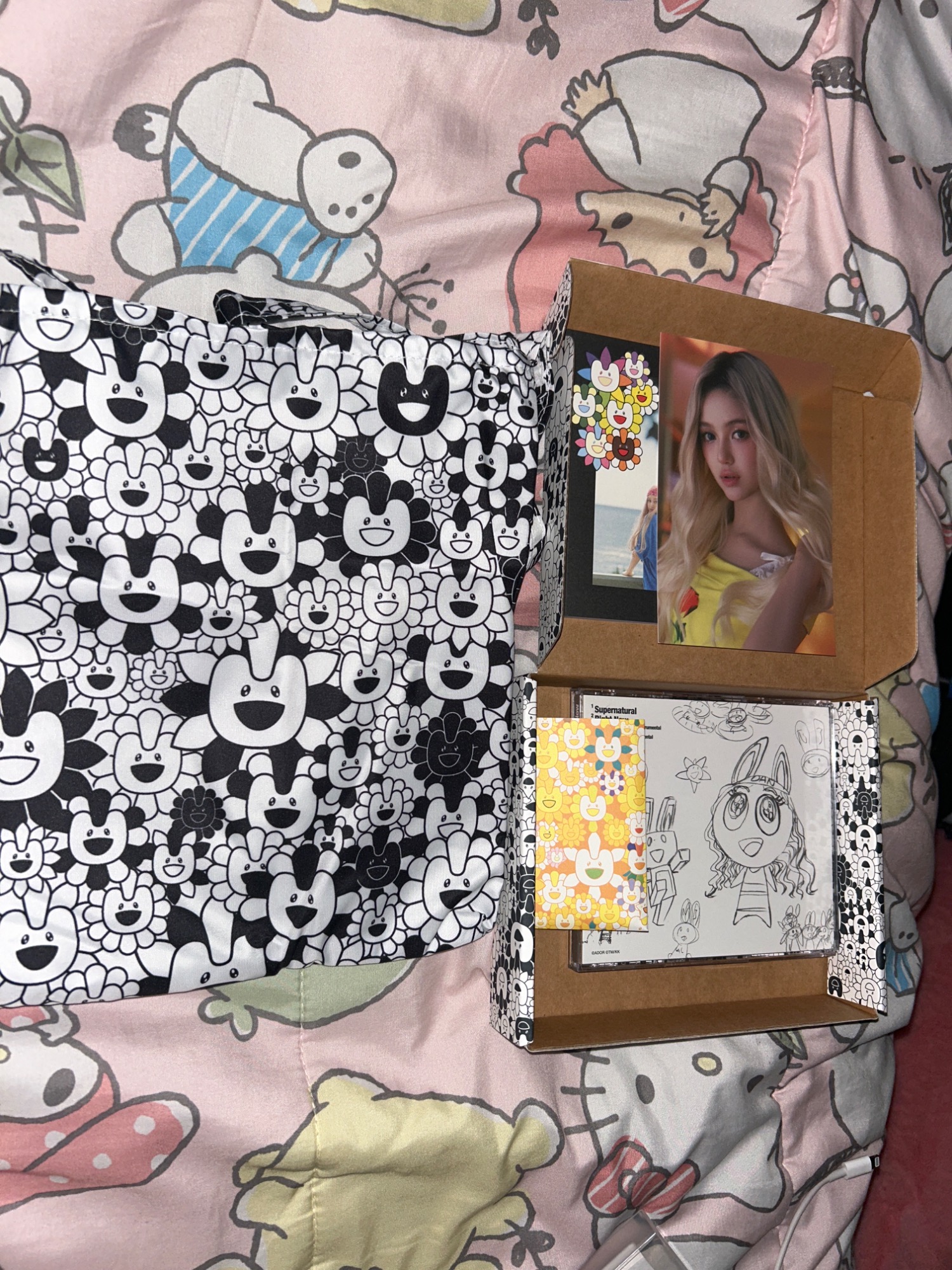 NewJeans - Supernatural (NJ X MURAKAMI Cross Bag ver.) – Kpop
