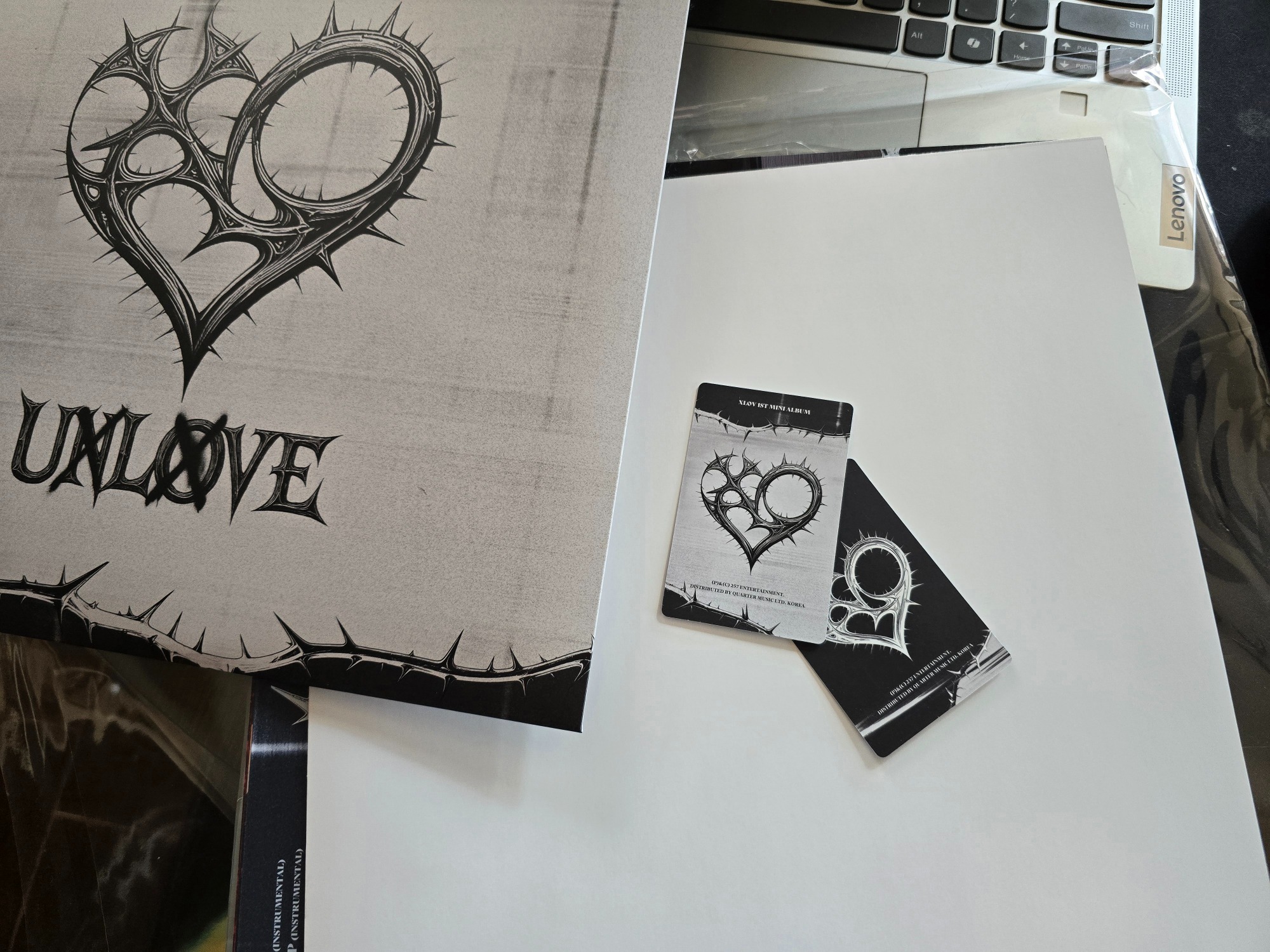 XLOV - UXLXVE (LP ver.) – Kpop Planet Global
