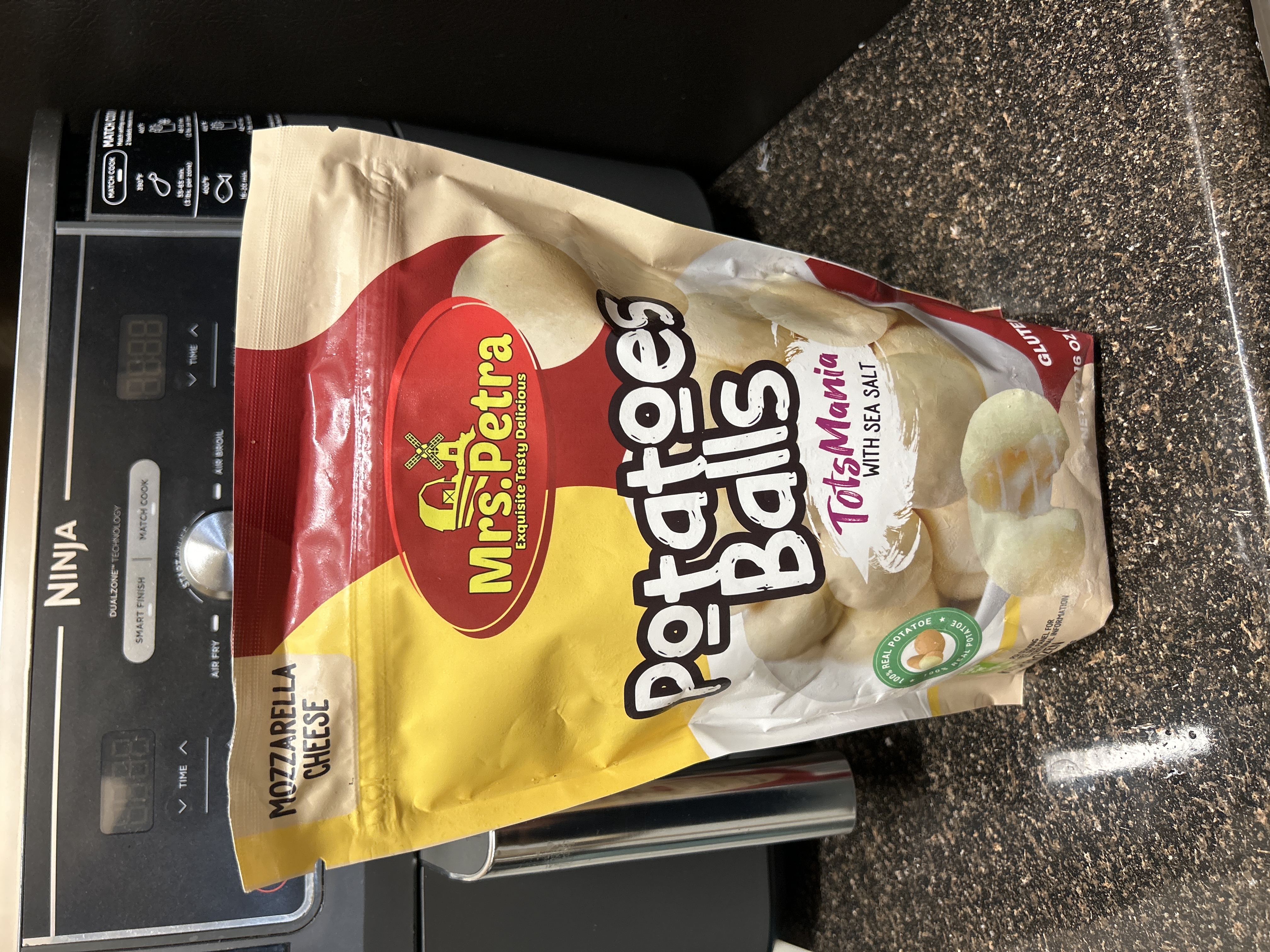 Potatoes Balls Mozzarella Cheese TotsMania 1LB – Mrs Petra Food