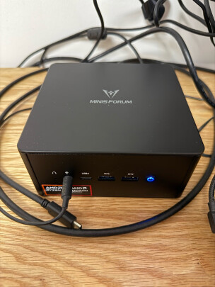 Minisforum UM890Pro Mini PC