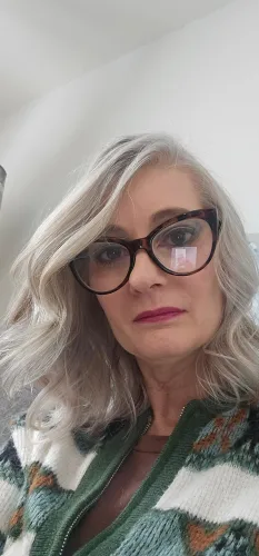 Sarah T. customer review