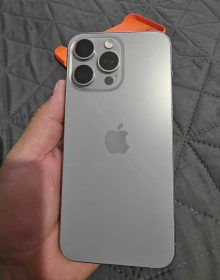 Foto de la referencia de Adrian Morales