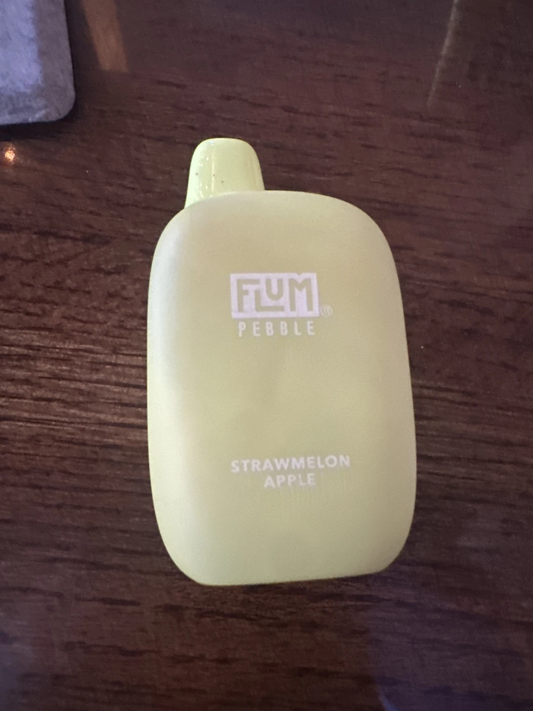 flum pebble strawmelon STRAWMELON APPLE FLUM PEBBLE 6000