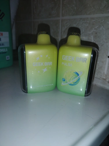 elf bar vape uk Sour Cranapple GEEK BAR PULSE