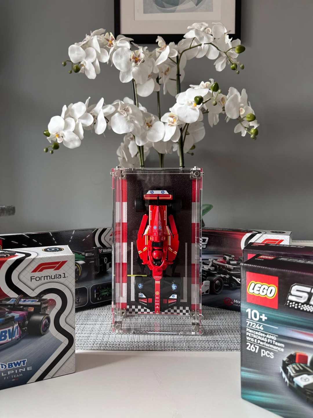 PREMIUM】Display acrylic case for LEGO® Speed F1 series Ultra-high Tra