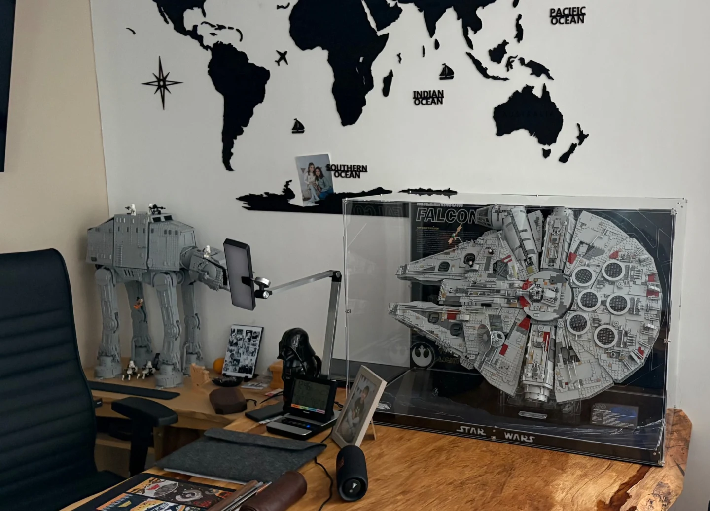 Premium】 Display Case For LEGO Star Wars™ 75192 Millennium Falcon