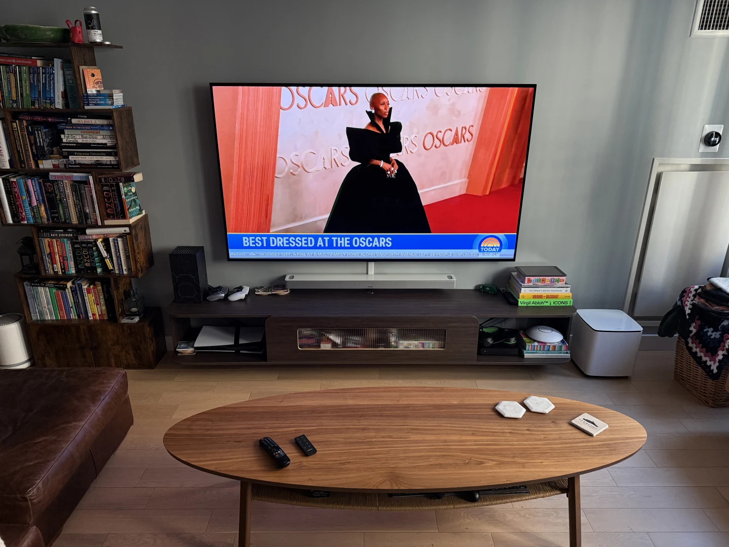 Floativa reviews: custom TV stand