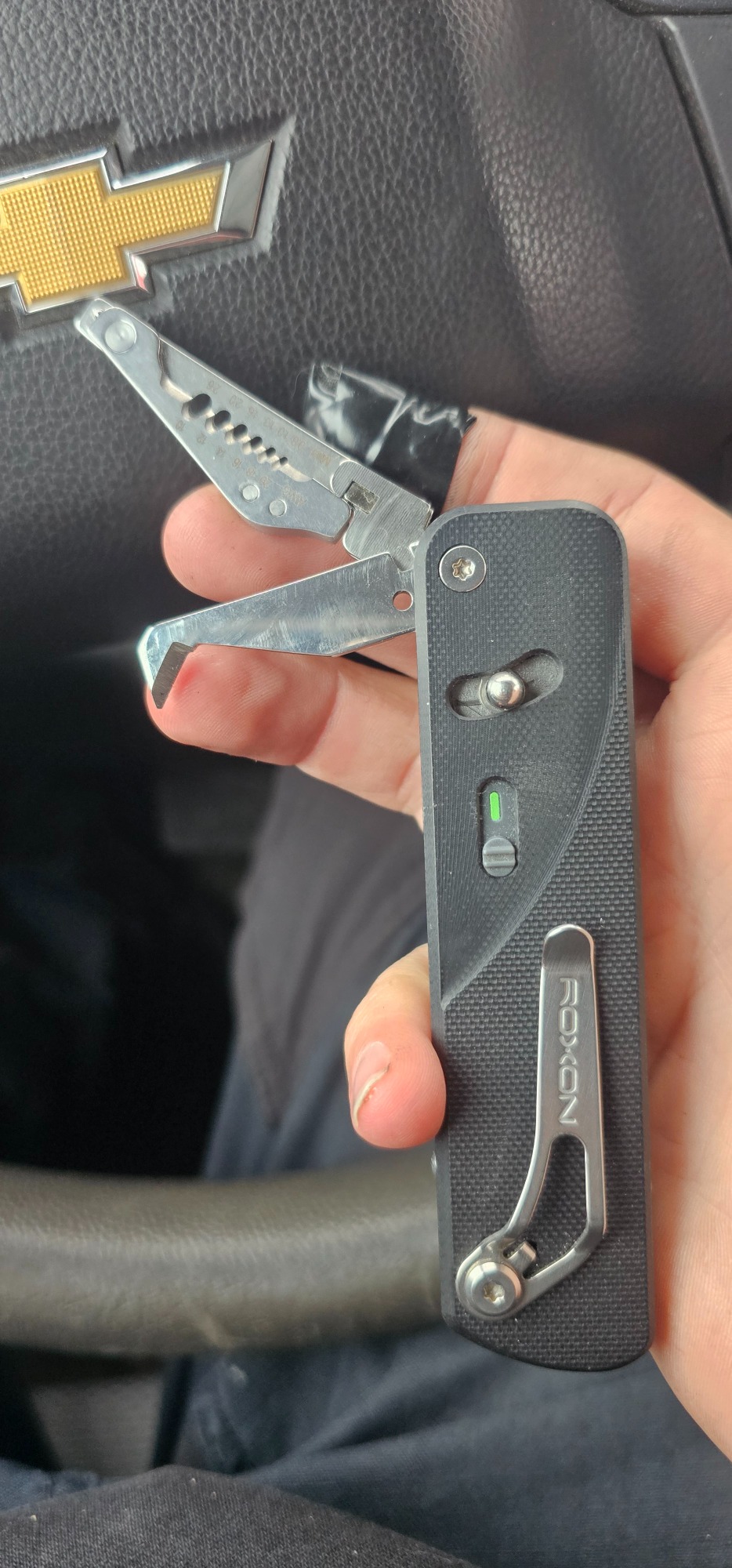 FTS2-10 Wire Stripper | S2 Short 2-Slot Implement – ROXON