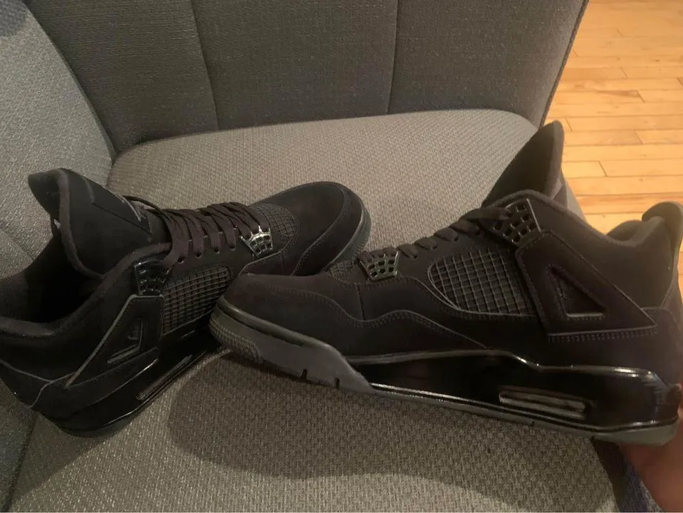 JORDAN 4 BLACK CAT - Prime Reps