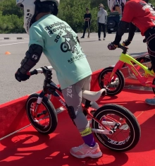 Zelo Sport | 子供専用コンプレッション機能スポーツウェア - 全