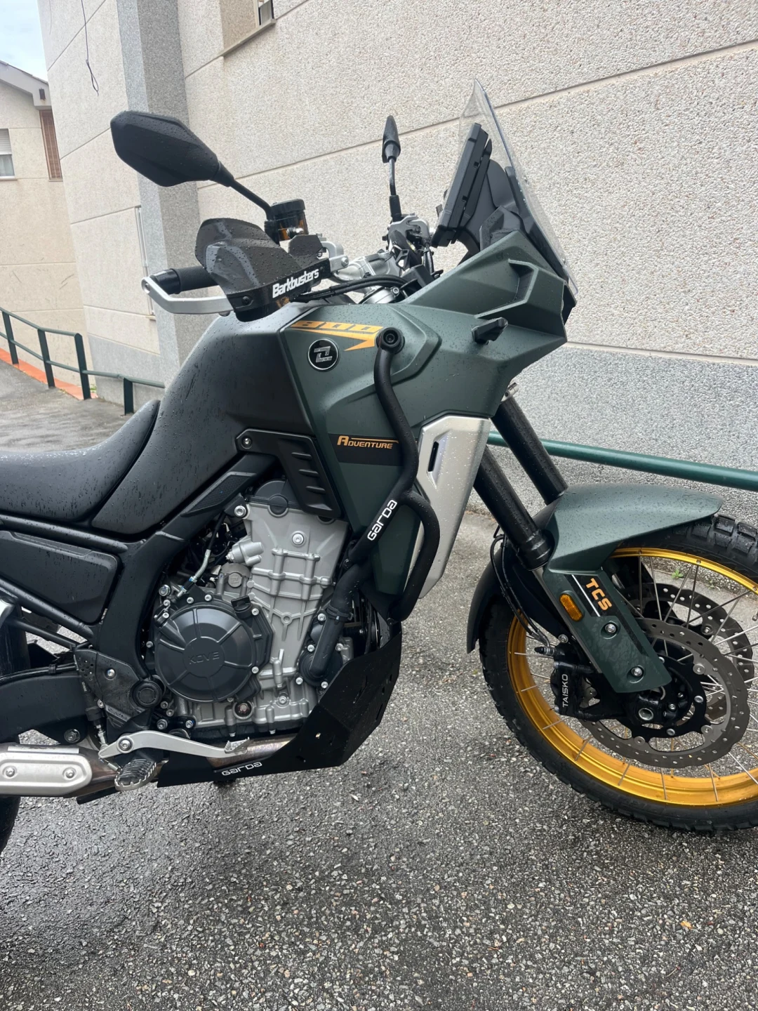 KOVE 800X Pro (Create Your Crash Bars Set) 2025 - – GARDA Equipment