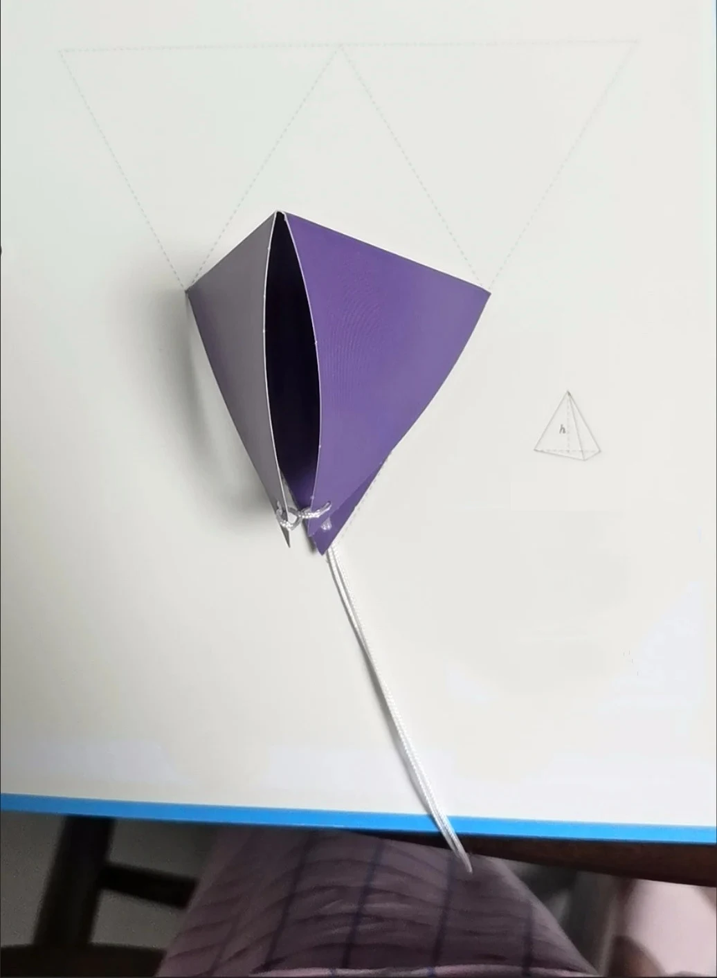 Livre Géométrie 3D Avec Ficelle à Tirer - Jouet Éducatif Pliable Pour Enfants | Apprentissage Ludique Des Formes, Cubes, Cônes | Cadeau Interactif Garçons Et Filles - 9