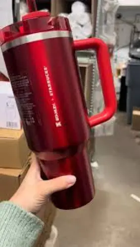 スタバ　スタンレーY❤︎S Stanley x Starbucks Red Quencher 40OZ Tumbler Cup | Uniqsy