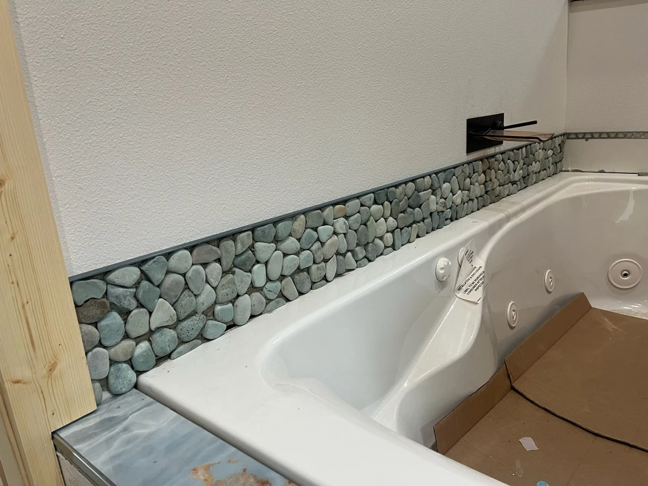 10 Ways to Make Your Bathroom Look Expensive, image size:1280x960